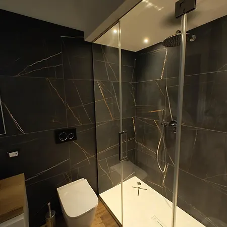 Vaciglio * Модена